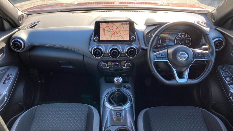 Nissan Juke 1.0 DiG-T 114 N-Connecta 5dr Petrol Hatchback